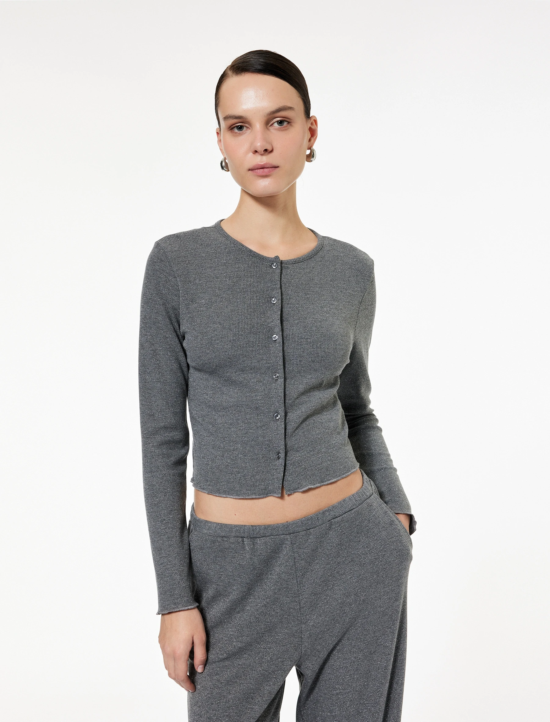 PIZHAME E SIPERME PËR FEMRA